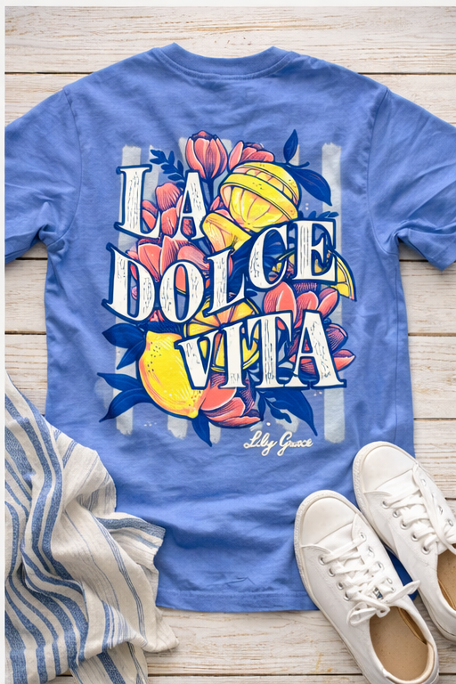 La Dolce Vita Pocket Tee – Lily Grace | Lavender