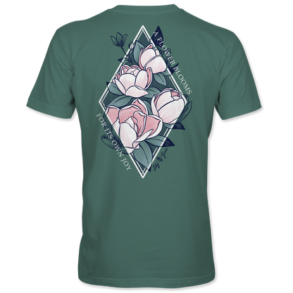 Lily Grace "Magnolia Joy" Preppy Pocket Tee – Pine